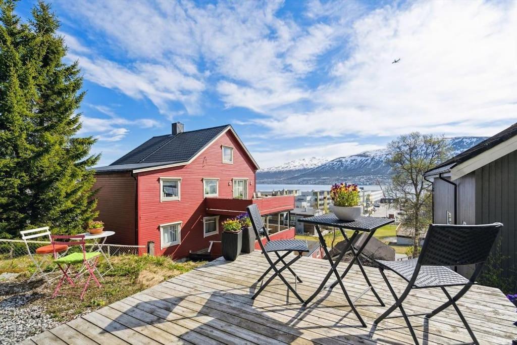 Cozy Little House In Tromso City エクステリア 写真