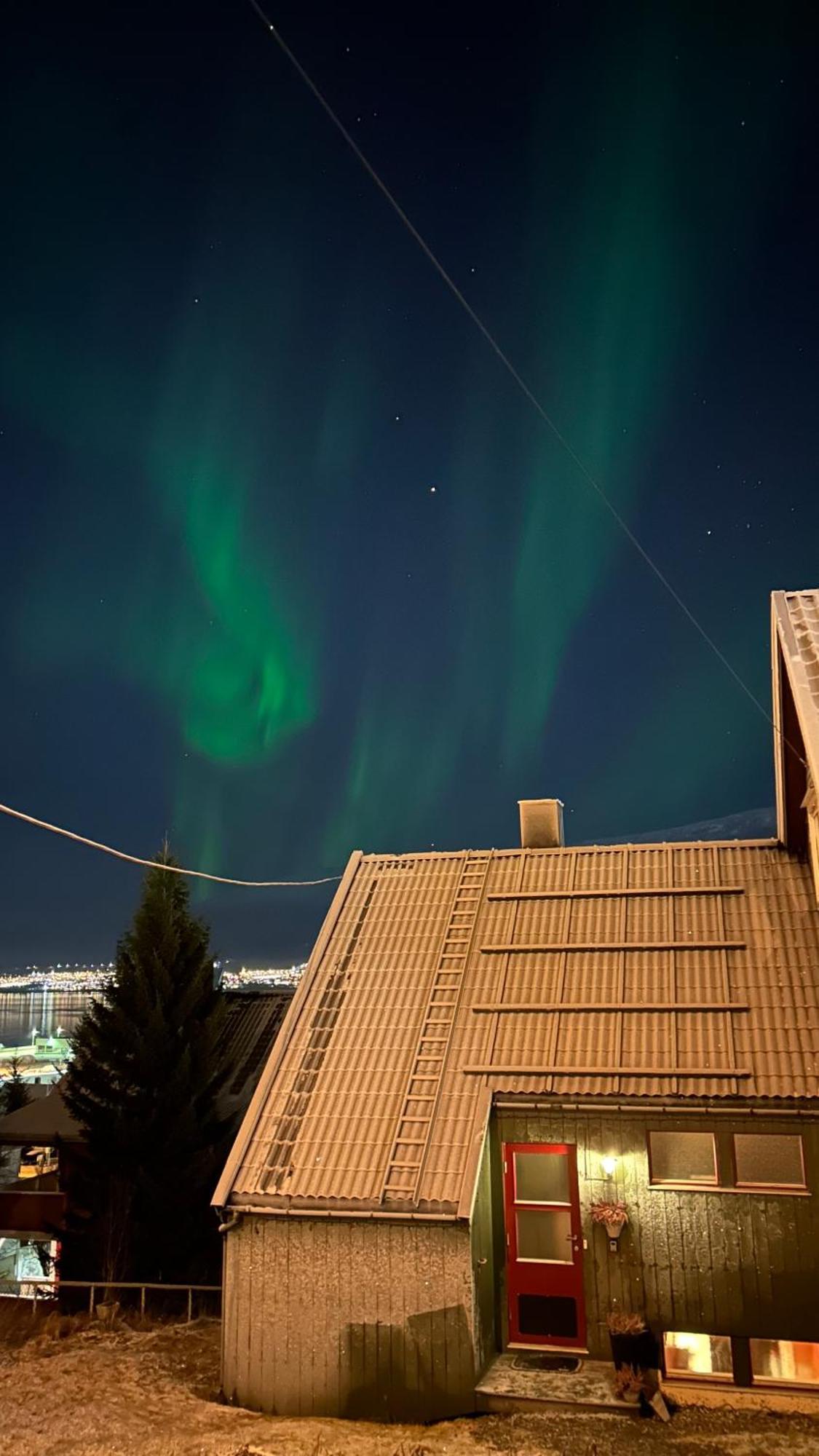 Cozy Little House In Tromso City エクステリア 写真